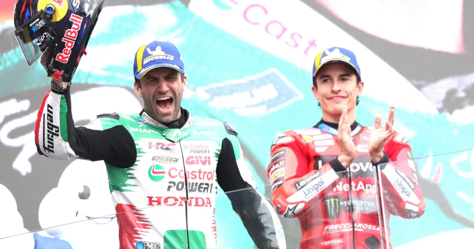 johann zarco celebra en Le Mans